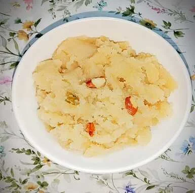 Sooji Ka Halwa (Semolina Halwa)